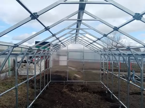 Теплица Ударница Англичанка, ширина 3 м, труба 40х20